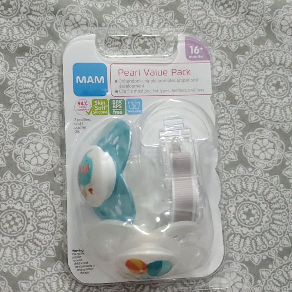 Mam pacifiers